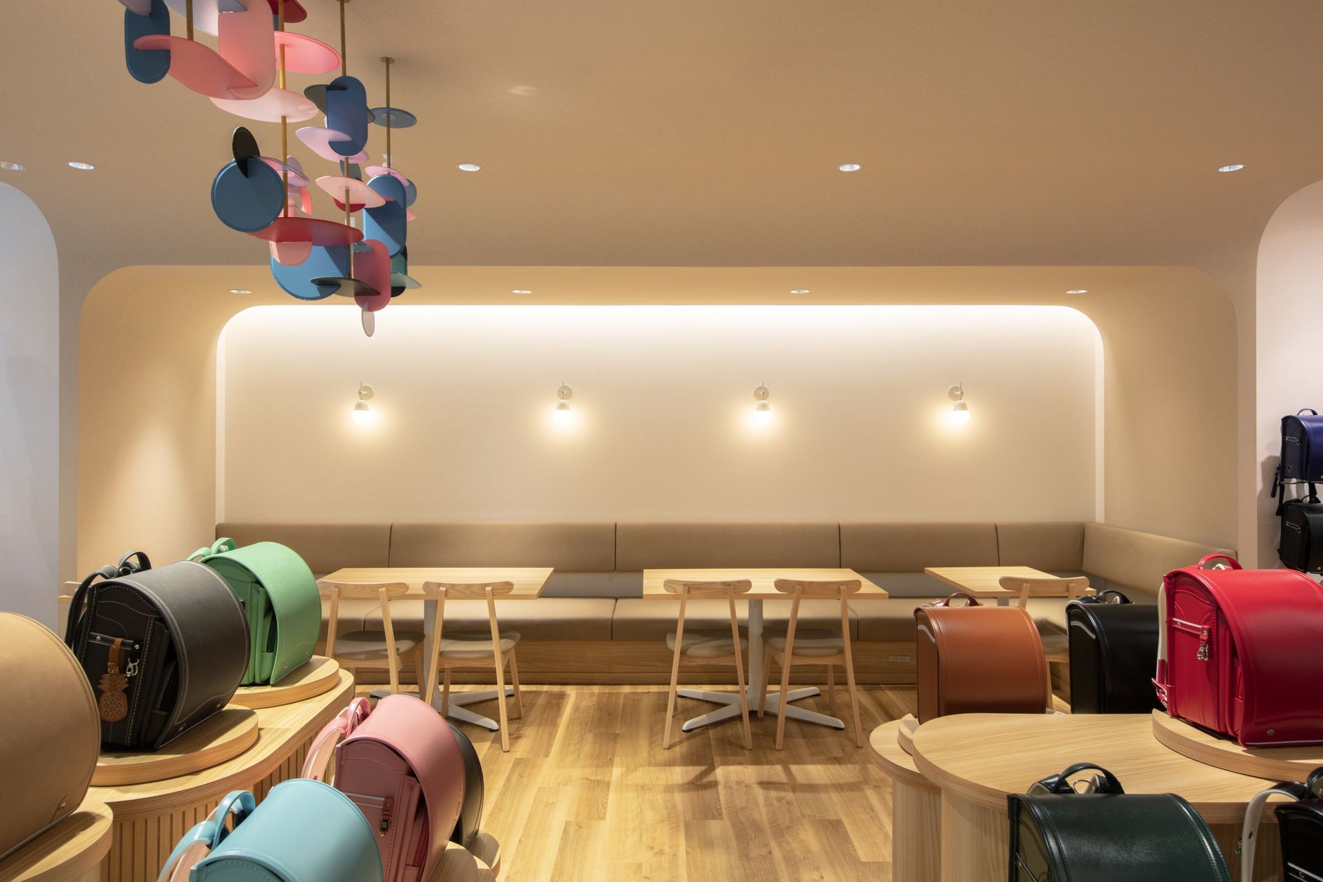 「天使のはね」のランドセルでおなじみのセイバン様による15店舗目の直営店　セイバン 横浜港北